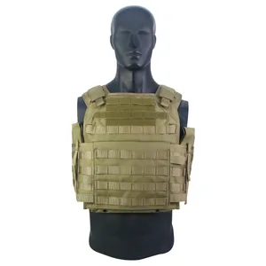 Quick to put on and take off Combination with ergonomic design tactical vests
