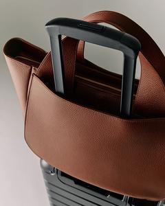 RZCK 2025 Borsa Tote a Spalla di Lusso da Donna Marrone ad Alta Capienza in Vera Pelle Italiana Portacomputer da 16 Pollici Personalizzata - Product Image 5