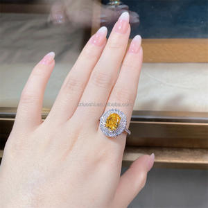 Perhiasan Perak Sterling S925 Mewah dengan Potongan Es Radiant Yellow Cz 8a Cubic Zirconia Diamond Cincin Janji Pertunangan Pernikahan. - Product Image 4