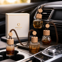 Diffuseur de parfum suspendu pour voiture en verre ambré dégradé de luxe rechargeable avec couvercle en bois naturel – Vente en gros