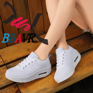 Zapatillas Deportivas Casuales para Mujer, de Tela de Algodón, con Suela Gruesa, Fáciles de Caminar, Zapatillas de Moda para Otoño y Verano, Talla de Hombre, Servicios OEM y ODM - Product Image 3
