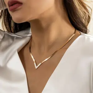 Joyería de moda para mujer, collar de cadena de serpiente con hoja de espiga, collar en V chapado en oro, collar de acero inoxidable para mujer