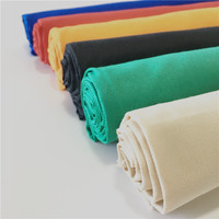 Tissu Gabardine Minimatt Tissé en Coton Polyester 100-300 GSM pour Uniforme Scolaire et Matériau de Costume Effet Satin