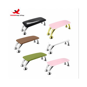 Reposabrazos de Cuero Sintético para Manicura, Cojín de Apoyo para Manos con Soporte de Acero Inoxidable - Product Image 4