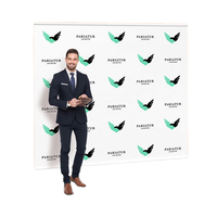 Support de bannière en tissu enroulable portable personnalisé avec impression numérique pour événements sportifs et jeux, utilisable comme couverture de table ou toile de fond suspendue