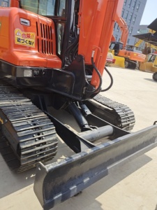 Doosan รถขุด DX60-9C มินิ6T มือสองจากเกาหลีใช้ปั๊มกระปุกเกียร์เครื่องยนต์ - Product Image 4