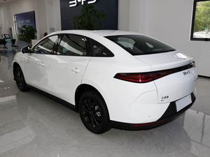 2025 BYD E7, интеллектуальное вождение, седан среднего размера, Электромобиль 520 км, литиевая батарея, рулевое управление новыми автомобилями - Product Image 5