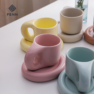 Taza <span class=keywords><strong>de</strong></span> café <span class=keywords><strong>de</strong></span> porcelana <span class=keywords><strong>de</strong></span> tinta única, juego <span class=keywords><strong>de</strong></span> café y platillo <span class=keywords><strong>para</strong></span> té <span class=keywords><strong>de</strong></span> la tarde - Product Image 4