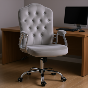 Chaise de bureau pivotante capitonnée en velours gris clair, hauteur réglable, base métallique inclinable, pieds chromés, accoudoirs fixes, design contemporain - Product Image 2