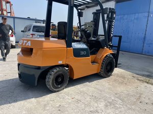 Montacargas Diésel Usado 7F30 de 3 Toneladas, Horquilla de 1520 mm, 3 m, 4.5 m, Precio Económico y Alta Eficiencia - Product Image 3