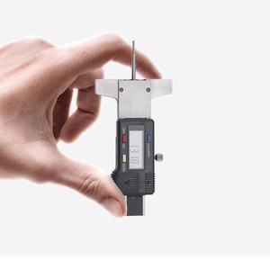 مقياس عمق خيوط الإطارات الرقمية لقياس خيط الإطارات للسيارة - Product Image 1