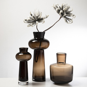 Vase en verre brun épais <span class=keywords><strong>de</strong></span> style nordique <span class=keywords><strong>de</strong></span> luxe - Base lourde Décoration d'intérieur moderne Élégant <span class=keywords><strong>centre</strong></span> <span class=keywords><strong>de</strong></span> <span class=keywords><strong>table</strong></span> pour le <span class=keywords><strong>salon</strong></span> Affichage sur <span class=keywords><strong>table</strong></span> - Product Image 2