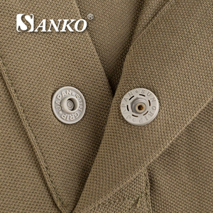 <span class=keywords><strong>Bottoni</strong></span> a pressione rotondi in resina di lusso ecologici SANKO all'ingrosso con bordo dorato e logo in rilievo centrale per cappotti e <span class=keywords><strong>blazer</strong></span> da donna - Product Image 2