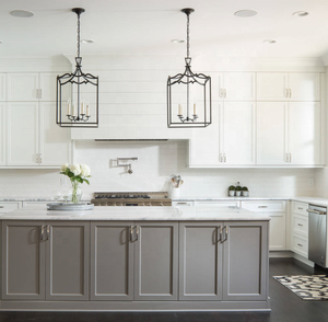 Armoire <span class=keywords><strong>de</strong></span> cuisine élégante blanche <span class=keywords><strong>avec</strong></span> poignée intégrée et <span class=keywords><strong>plaque</strong></span> <span class=keywords><strong>de</strong></span> <span class=keywords><strong>cuisson</strong></span> intégrée, en bois massif, style Shaker, cuisine contemporaine - Product Image 1