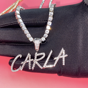 Hip Hop ha ghiacciato fuori personale del pendente <span class=keywords><strong>nome</strong></span> <span class=keywords><strong>Personalizzato</strong></span> lettera diamante del pendente della <span class=keywords><strong>collana</strong></span> Spazzola carattere nuovo stile <span class=keywords><strong>personalizzato</strong></span> <span class=keywords><strong>nome</strong></span> <span class=keywords><strong>collana</strong></span> del pendente - Product Image 1
