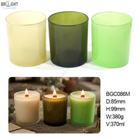 Vente en gros de pots à bougies en verre translucide givré de couleur Morandi, pots en verre peints par pulvérisation, porte-bougie parfumé, forme cylindrique