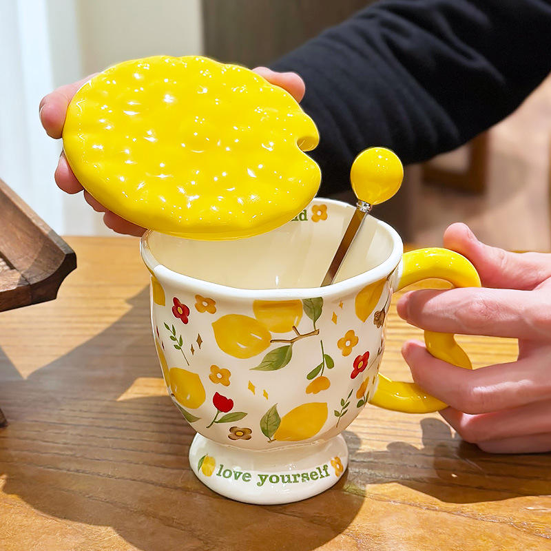 Citron jaune [couvercle de tasse cuillère]