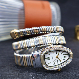 <span class=keywords><strong>2025</strong></span> mới phong cách và độc đáo rắn hình Đồng hồ nữ với kim cương quanh co là một ánh sáng sang trọng rắn đầu đồng hồ đeo tay - Product Image 1