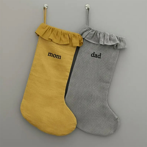 Chaussette de Noël personnalisée avec nom, en lin, cadeau de Noël tendance - Product Image 3
