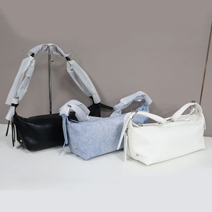 Sac à main personnalisé en cuir PU végétalien pour femme, sac à bandoulière, sac hobo sous le bras, sac à fermeture éclair pour femme avec sangle réglable - Product Image 2