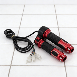 Accélérateur <span class=keywords><strong>de</strong></span> Vélo Électrique et <span class=keywords><strong>Trottinette</strong></span> Électrique avec Voltmètre et <span class=keywords><strong>Poignée</strong></span> <span class=keywords><strong>de</strong></span> <span class=keywords><strong>Gaz</strong></span> - Product Image 4