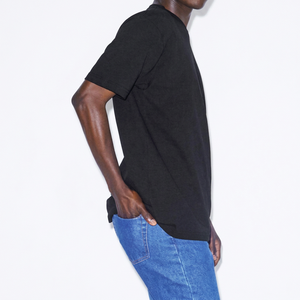 T-shirt en toile unie décontracté surdimensionné pour homme, 100 % coton de haute qualité, avec logo personnalisé, tissu respirant et à séchage rapide, teint en pièce. - Product Image 1