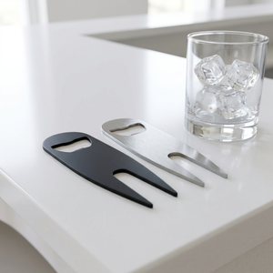 Vente en gros de fourchettes à <span class=keywords><strong>golf</strong></span> en acier inoxydable de 11 cm, ouvre-bouteille portable, ouvre-bière manuel avec logo gravé au laser personnalisé - Product Image 4