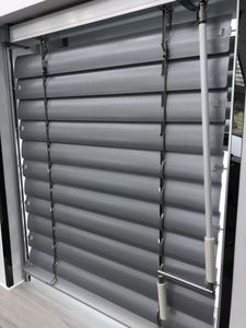 Stores vénitiens en <span class=keywords><strong>aluminium</strong></span> pour extérieur, stores en <span class=keywords><strong>aluminium</strong></span> électriques pour extérieur, stores en <span class=keywords><strong>aluminium</strong></span> intelligents et imperméables - Product Image 5