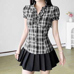 Blusa a cuadros de manga corta sencilla para mujer, estilo preppy clásico, con bloques de color, botones, solapa casual, tejido de ganchillo, transpirable y ecológico. - Product Image 6