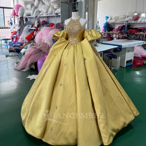 Vestido de Gala Dorado con Cuello Halter Mc042, Vestido de Quinceañera con Apliques de Cristal y Pedrería, Satén Brillante, Jancember - Product Image 3
