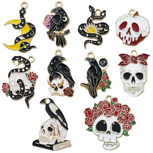 Colgantes de aleación de zinc con temática de Halloween: calavera, serpiente, cuervo, calabaza para accesorios de joyería DIY, set de dijes unisex - Product Image 5