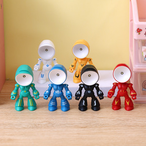 Nouvelle mini lampe de bureau Hero War Police, veilleuse à lumière chaude, veilleuse amusante, ornements de bureau de personnage de dessin animé, petits cadeaux créatifs - Product Image 2