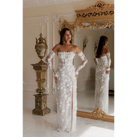 Gaun Malam Putih Khusus Model Off Shoulder dengan Belahan Tinggi di Samping, Gaun Pengantin Berenda dengan Tali di Punggung, Panjang Lantai, Hiasan Bunga 3D