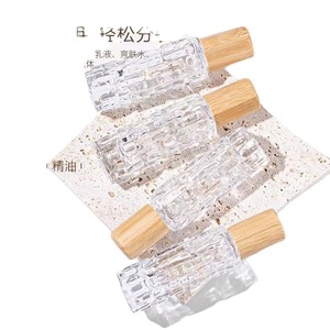 Botella de Vidrio Roll-On de 10 ml, Rectangular, Grabada, para Muestras de Perfume y Aceites Esenciales, Envase Cosmético Portátil y Vacío - Product Image 5
