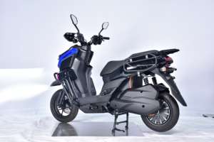 電動スクーター2000wハイパワーモーター75km/H 2輪レトロスタイル - Product Image 3