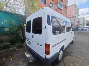 <span class=keywords><strong>Ford</strong></span> <span class=keywords><strong>Transit</strong></span> Classique d'occasion, modèle 2016, diesel, boîte manuelle 5 vitesses, empattement court, toit moyen, fourgon - Product Image 3