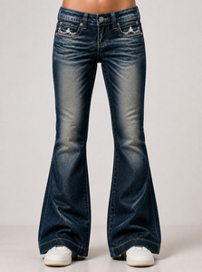 <span class=keywords><strong>Jean</strong></span> en denim vintage personnalisé 15oz pour <span class=keywords><strong>femme</strong></span>, coupe bootcut ample, avec applique étoile brodée, effet whiskers prononcé et délavé, idéal pour l'été - Product Image 3