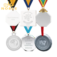 Noble verre médaille Souvenirs personnalisés cadeau verre médaille prix 2025 nouvelle médaille personnalisée de sport créatif