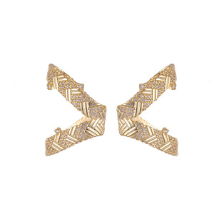Boucles d'oreilles à clip géométriques en or avec incrustation de zircon pour femmes, bijoux tendance - Product Image 5