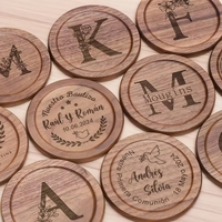 Ensemble de sous-verres en bois de noyer gravés au laser, design de luxe personnalisé, lot de 6, gravure de texte personnalisée, résistant à la chaleur