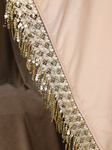 Abaya de Luxe en Satin Ouverte, Manches Chauve-Souris, Perles et Pompons, Kimono Musulman, Kaftan de Fête Aïd, Robe Longue Islamique – Vente en Gros - Product Image 3