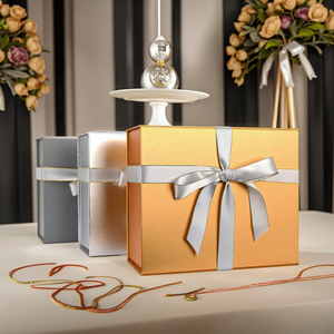 Elegante Caja de Regalo Magnética Portátil Cuadrada en <span class=keywords><strong>Oro</strong></span> <span class=keywords><strong>Rosa</strong></span> y Plateado Brillante con Colores Personalizables para Bodas - Product Image 4