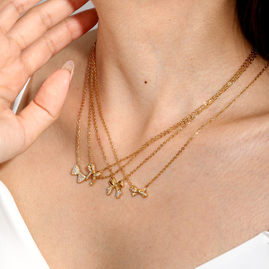 สร้อยคอรูปโบว์และผึ้งชุบทอง 18K สแตนเลสกันน้ำ ป้องกันอาการแพ้ ขายส่ง - Product Image 3