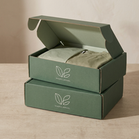 Boîtes d'expédition personnalisées haut de gamme en papier traité UV pour vêtements, chaussettes et chaussures