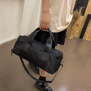 Bolsa de Gimnasio de Gran Capacidad con Logotipo Personalizado, Separación para Ropa Seca y Mojada, Bolsa de Viaje Resistente - Product Image 5