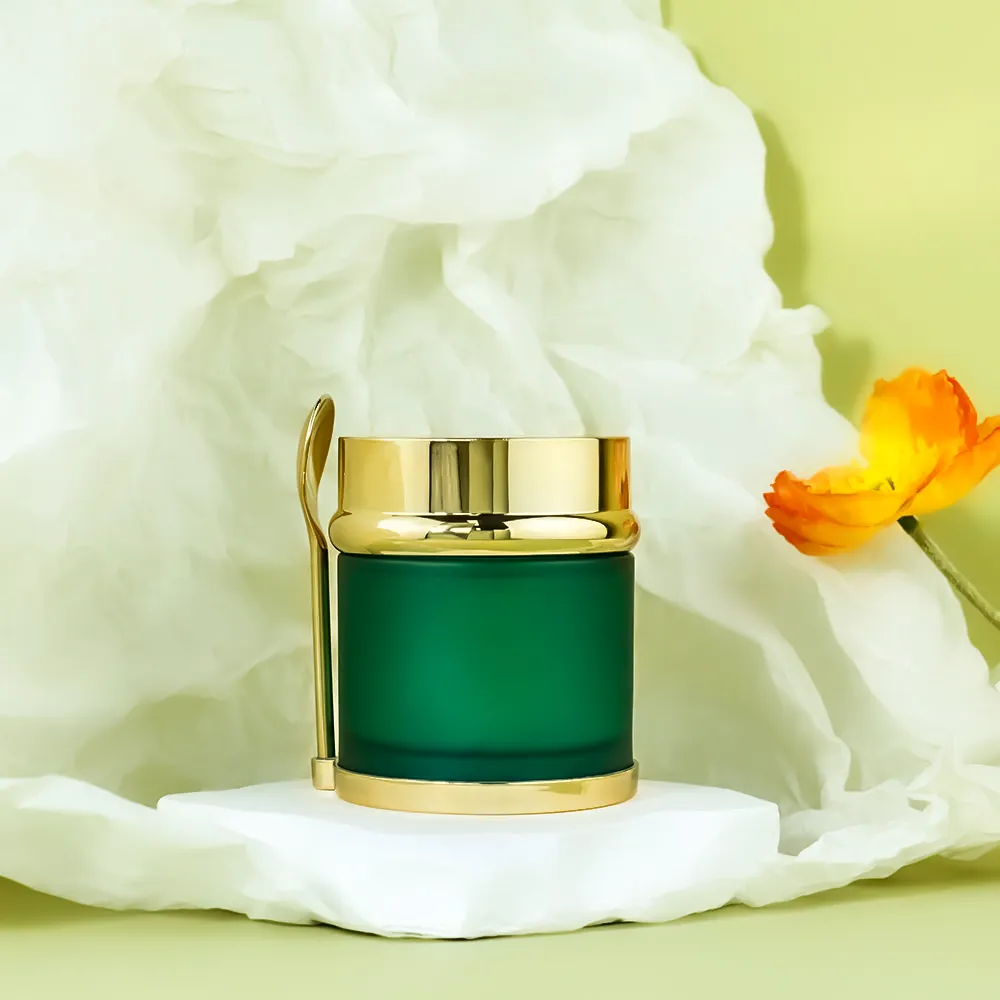 High Quality Luxury Dark Green Hot Stamping 30ml 50ml Moisturize Cream Glass Jar WIth Metal Spoon And Cap