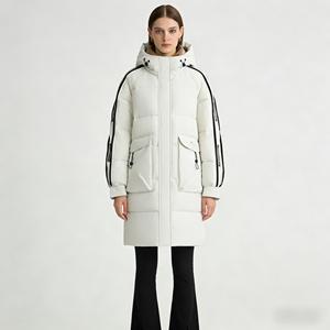 Parka de Invierno para Hombre 2025 |   Abrigo Largo Cortavientos e Impermeable |   Ropa de Abrigo Aislante de Alta Calidad, Moderna y Versátil - Product Image 3