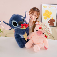 Gantungan Kunci Babi Jahitan Peluk Bunga, Boneka Anak Lembut Portabel, Hadiah Festival Qixi, Desain Anime, Grosir, Lucu dan Kecil
