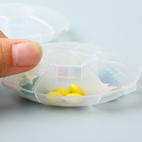 Mini Organisateur de Pilules Transparent à 7 Compartiments, Boîte à Médicaments Hebdomadaire Portable Anti-Poussière
