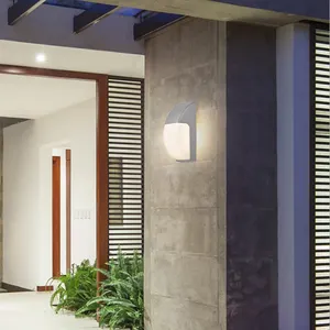مصابيح حائط حديثة مزخرفة بأضواء LED SMD للمنزل والمكتب الخارجي IP65